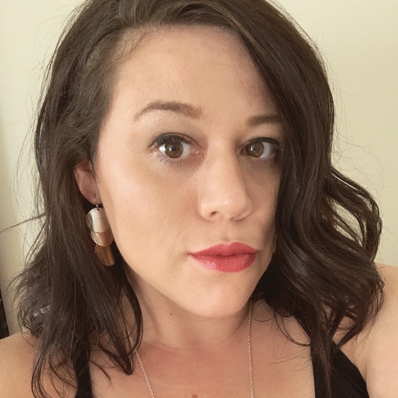 Meet the Posher Other - Meet your Posher, Erica